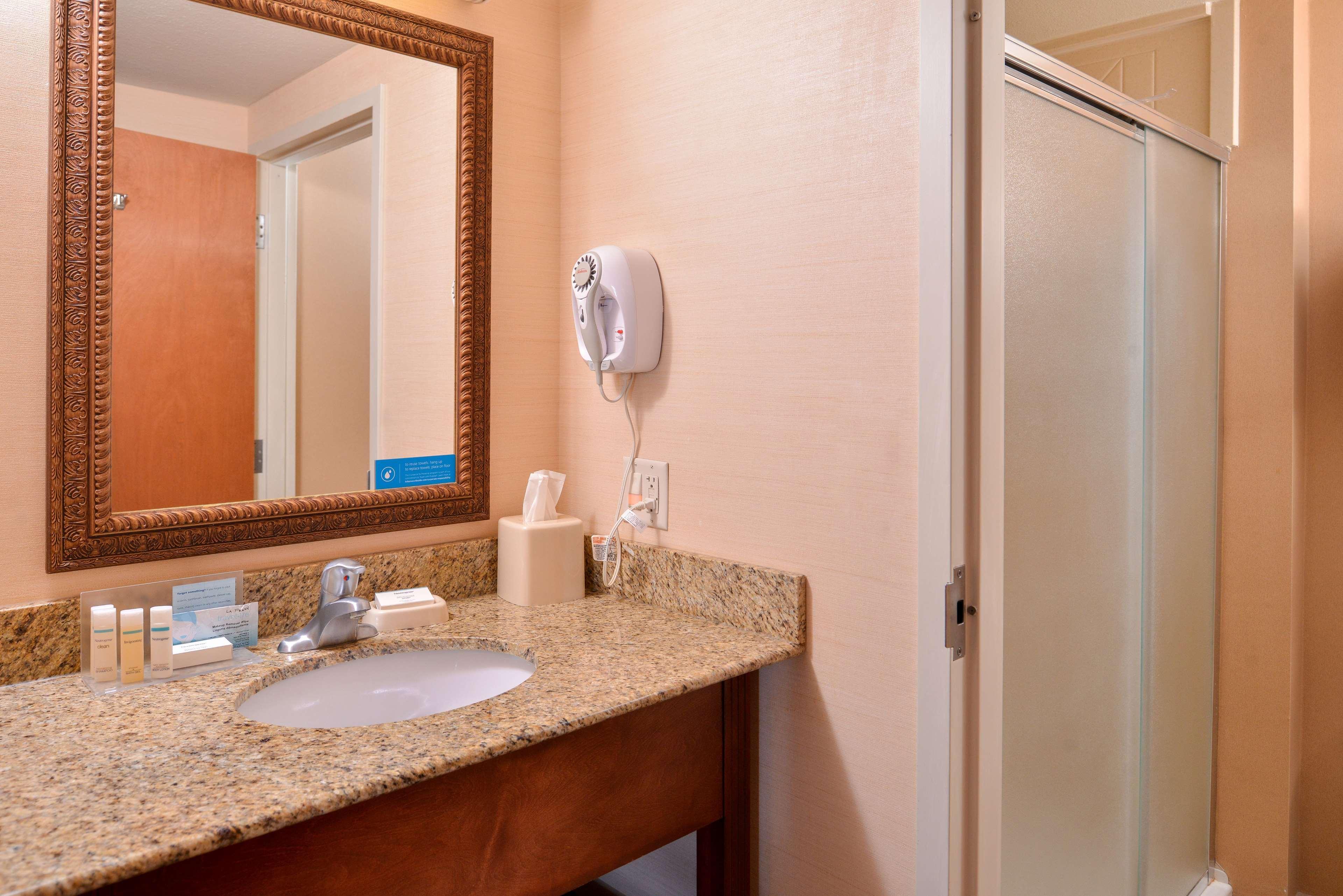 Hampton Inn יורק מראה חיצוני תמונה