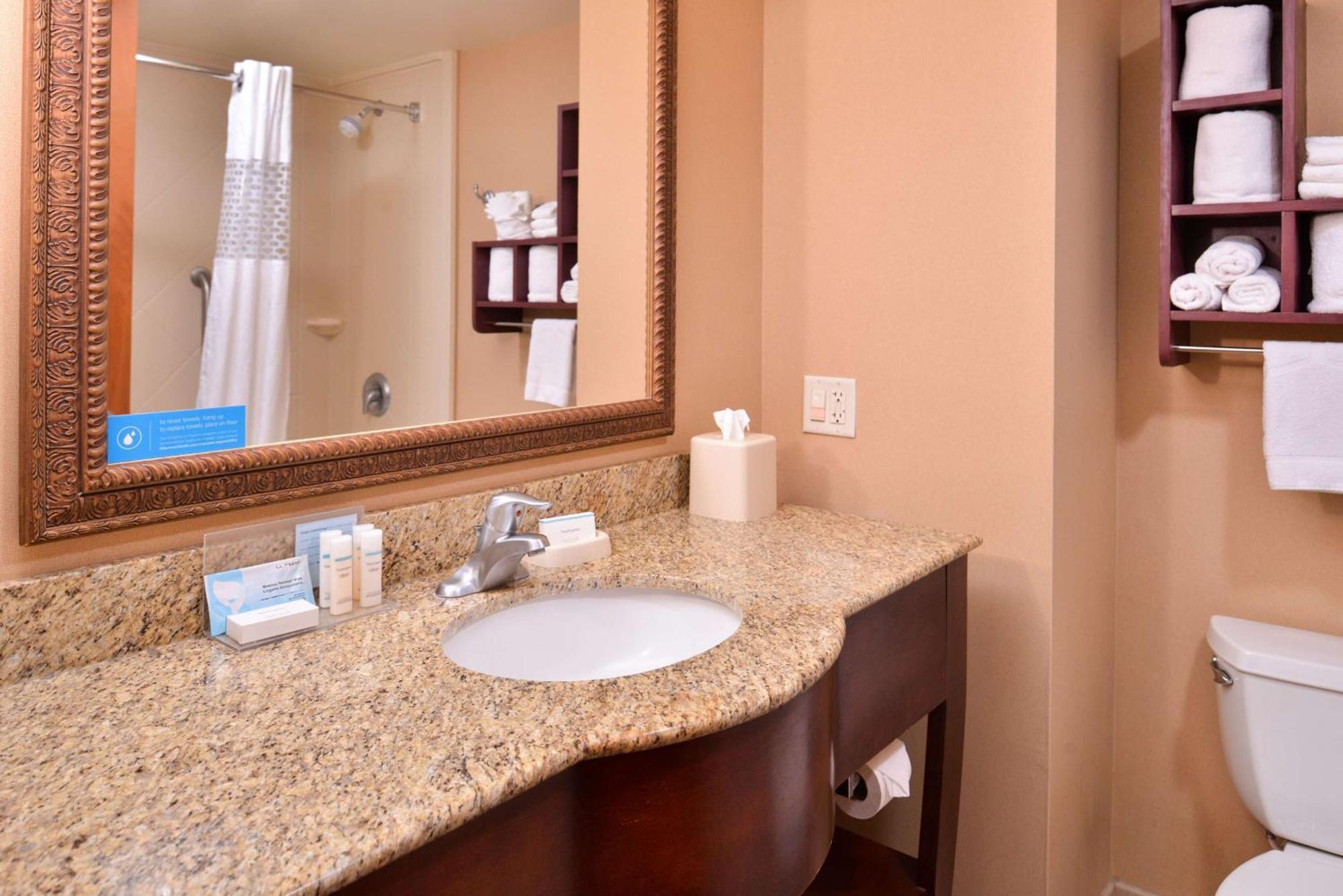 Hampton Inn יורק מראה חיצוני תמונה