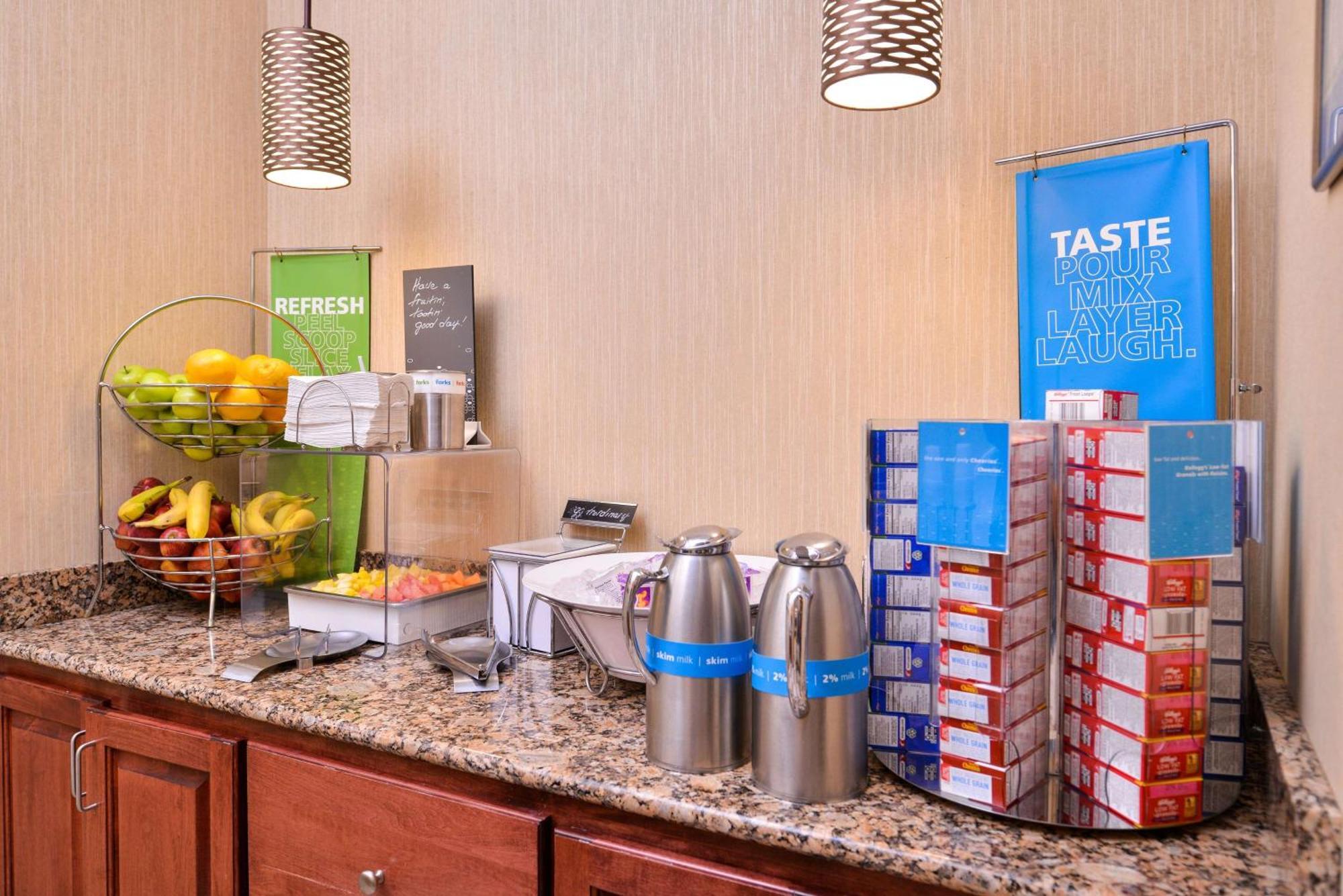 Hampton Inn יורק מראה חיצוני תמונה