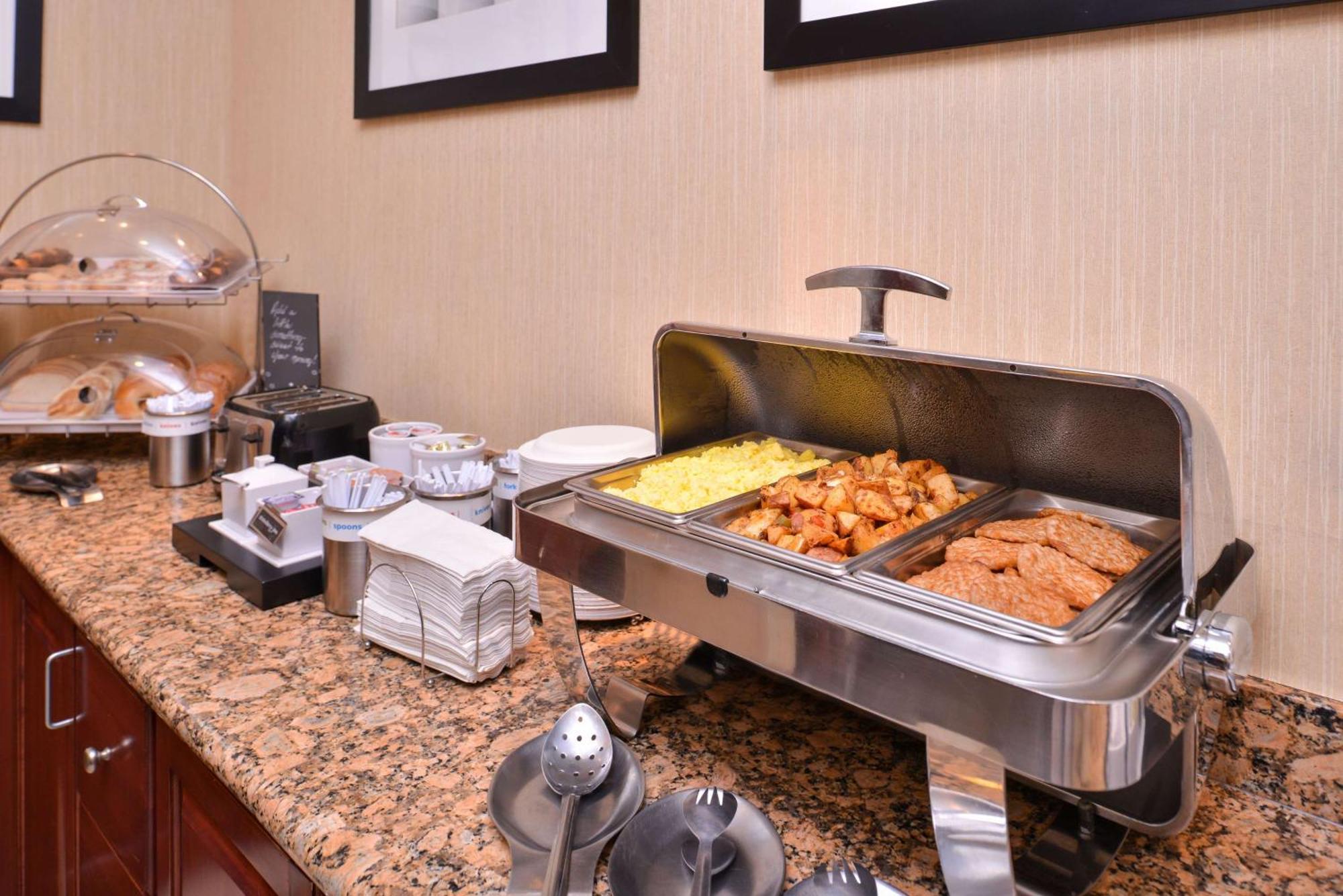 Hampton Inn יורק מראה חיצוני תמונה